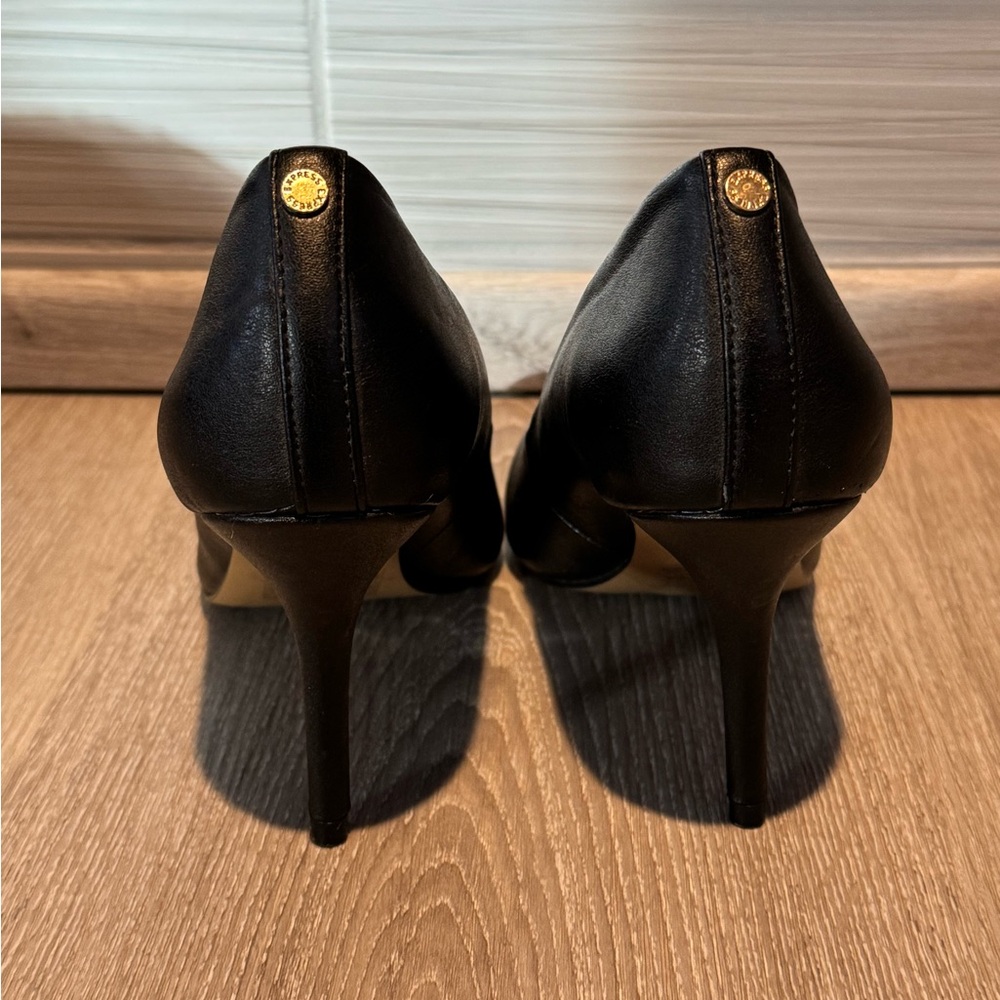 Express Heels - Picture 3 of 5